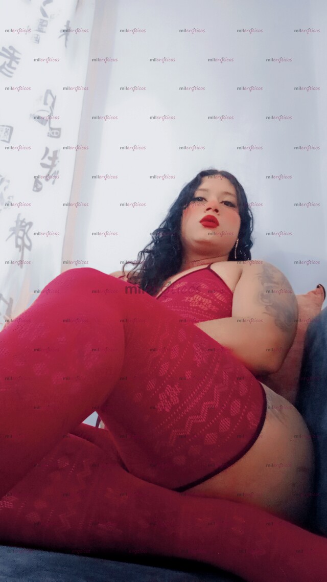 FOTOS DE DELICIOSO BOMBON PAR QUE TE DELEITES CON LO DULCE Y SEXY QUE PUEDO SER ..