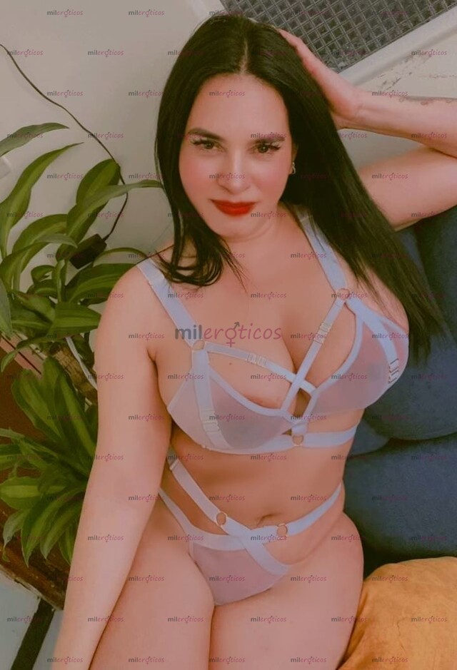 FOTOS DE FOGOSA Y ARDIENTE PELINEGRA, RECIÉN LLEGO AMOR, VEN A PASARLA BIEN DELICIOSO