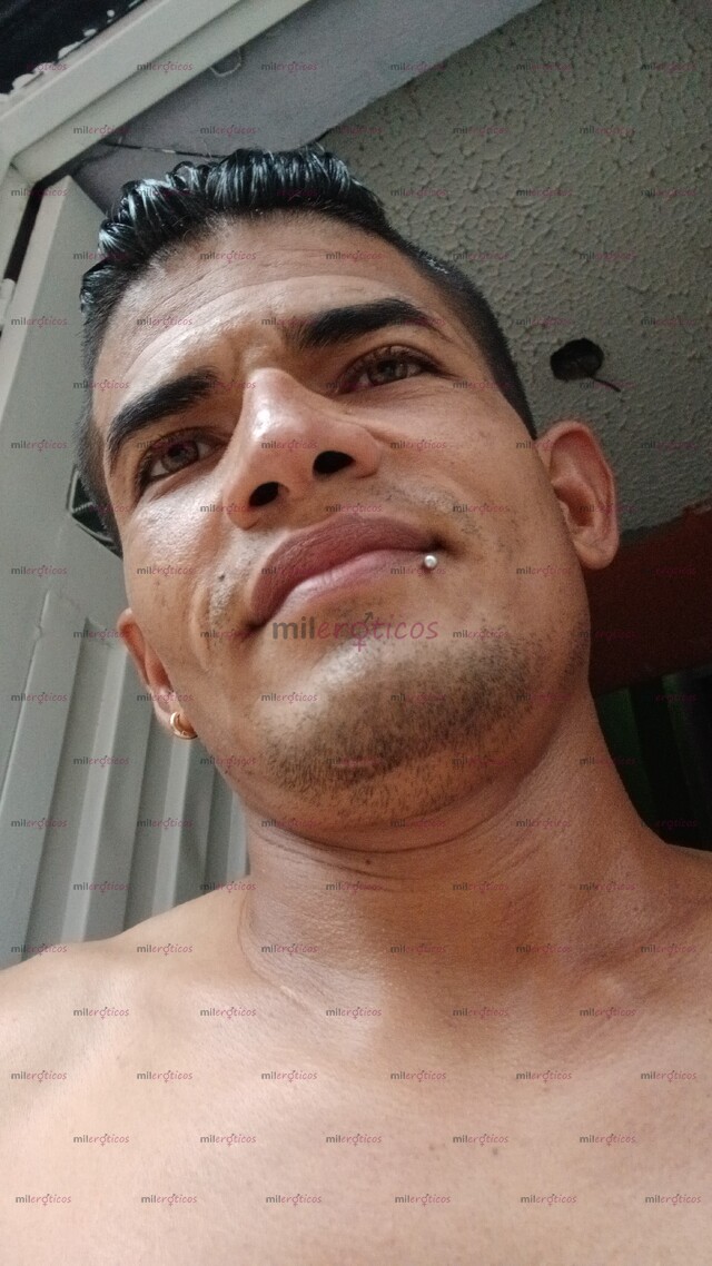 FOTOS DE HOLA SOMOS DOS CHICOS ACTIVO DISPUESTO A COMPLACERTE