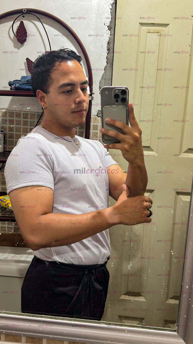 FOTOS DE $900 SOLO HOY JOVEN 28 AÑOS, PASIVO. LUGAR EN HOTEL NO AFEMINADO NO AFEMINADO