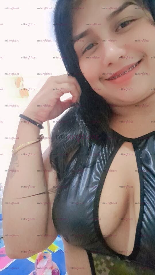 FOTOS DE HERMOSA MORENA ARRECHA CON MUCHA GANA DE SEXO DE PASO X TU CIUDAD