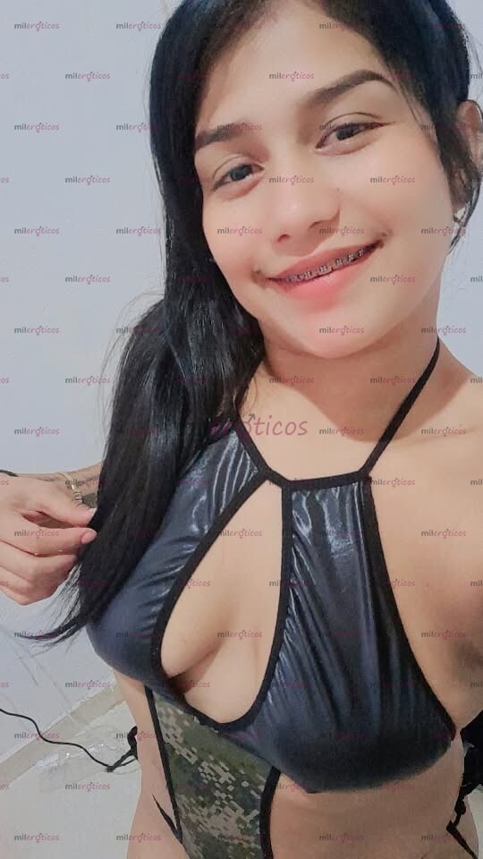 FOTOS DE HERMOSA MORENA ARRECHA CON MUCHA GANA DE SEXO DE PASO X TU CIUDAD