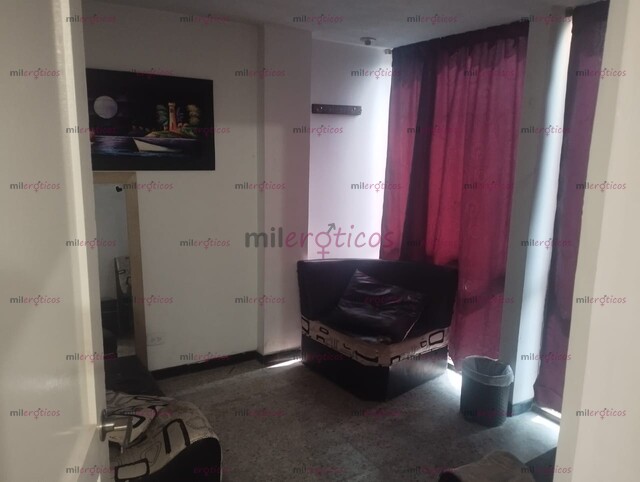 FOTOS DE SOLICITAMOS CHICAS, HORARIOS FLEXIBLES, EXCELENTES INGRESOS EN KENNEDY CENTRAL