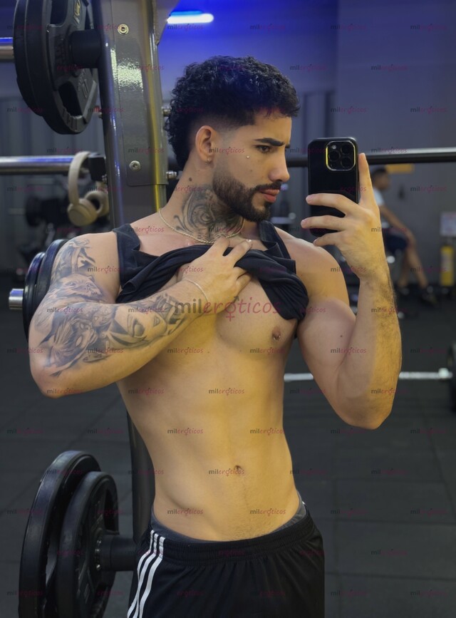 FOTOS DE CHICO COLOMBIANO EXCLUSIVO DISPUESTO A COMPLACERTE