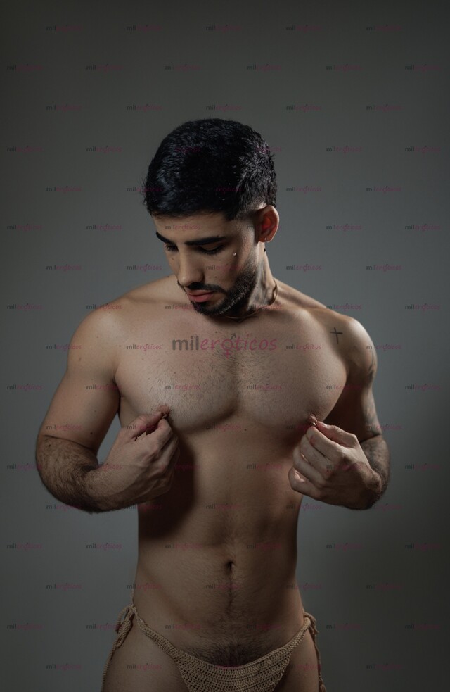 FOTOS DE CHICO COLOMBIANO EXCLUSIVO DISPUESTO A COMPLACERTE