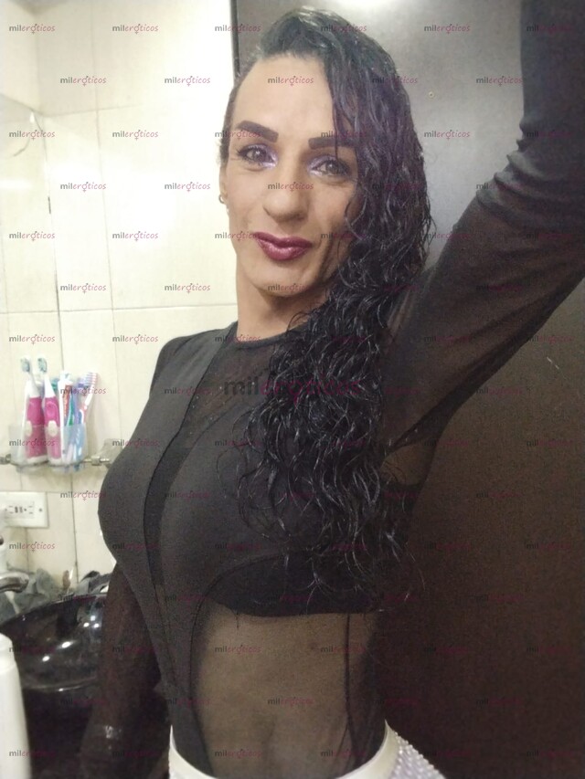 FOTOS DE TIFFANY PAOLA CHICA CALIENTE Y VERSÁTIL DESEOSA