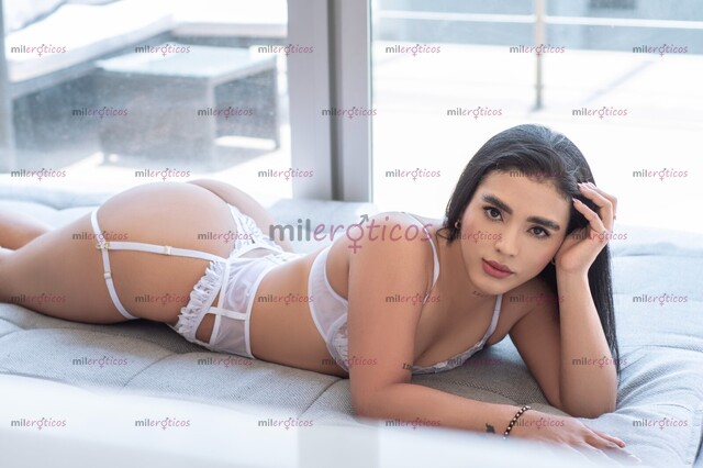 FOTOS DE ESTEFANÍA COLOMBIANA 26 AÑOS NUEVA EN EL AMBIENTE