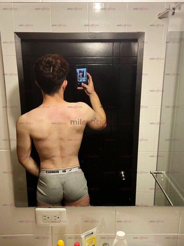 FOTOS DE PASTUSO COMPLACIENTE JOVENGYM UNIVERSITARIO