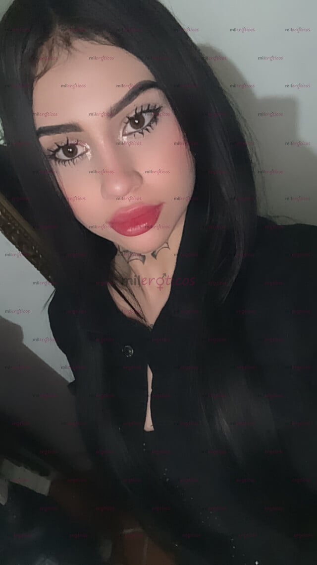 FOTOS DE RICA Y DELICIOSA JOVEN DE PIEL BLANCA ( TODA ROSADITA ) , TATUADA EXQUISITA