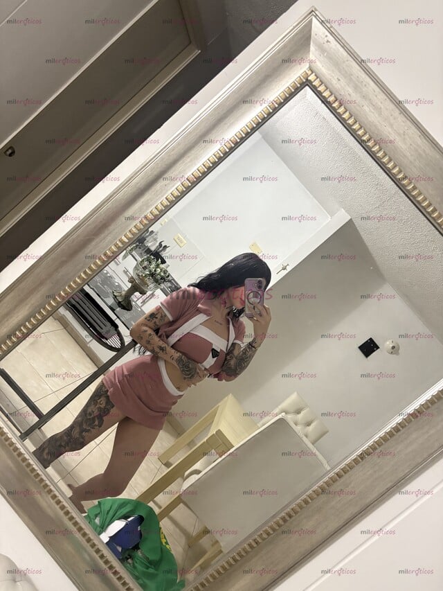 FOTOS DE RICA Y DELICIOSA JOVEN DE PIEL BLANCA ( TODA ROSADITA ) , TATUADA EXQUISITA