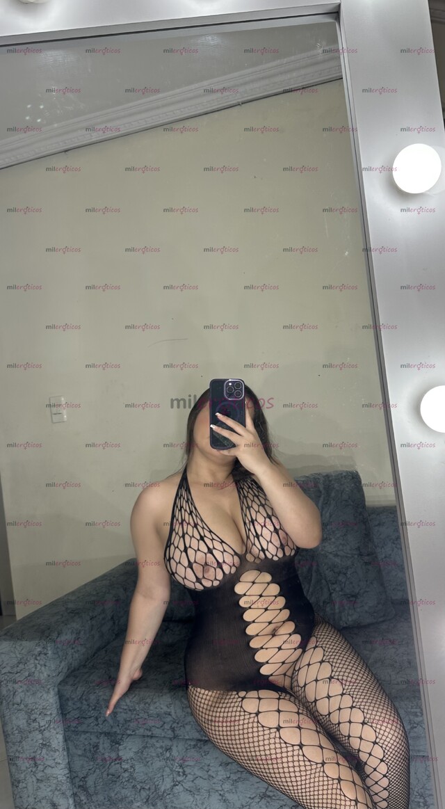 FOTOS DE LINDA MONA CABELLO LARGO Y GRANDES TETAS RECIÉN LLEGADA A TU CIUDAD