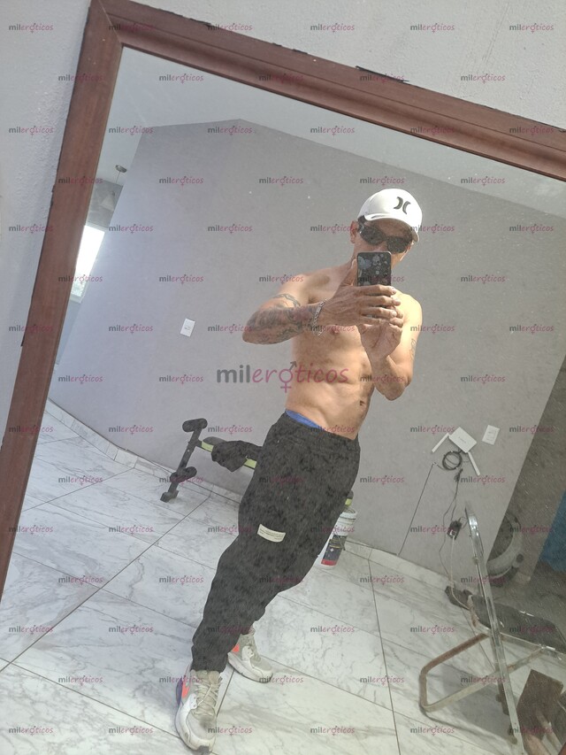 FOTOS DE JOVEN MASCULINO , LISTO PARA COMPLACERTE