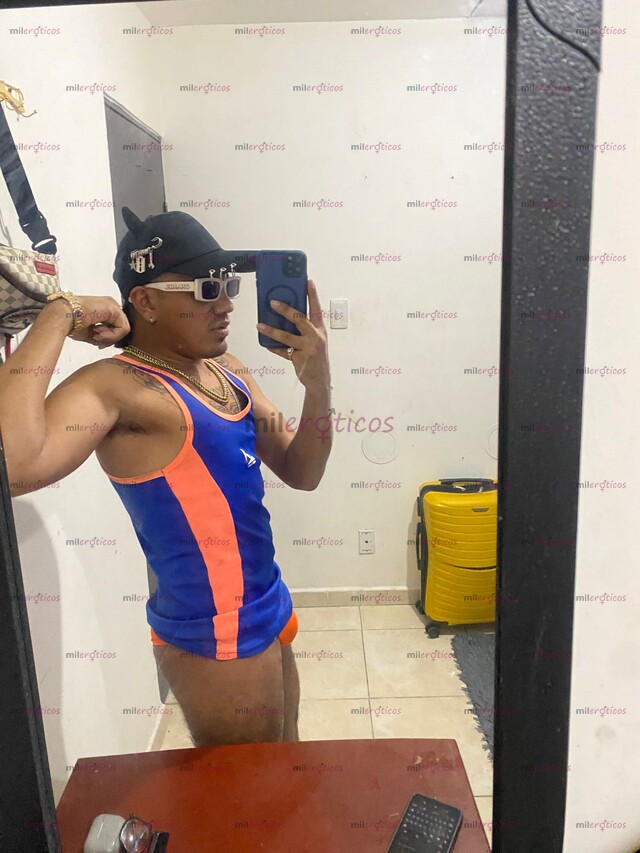 FOTOS DE JOVEN LATINO MORENO 22 AÑOS DISPUESTO A TODO VEN YA!!