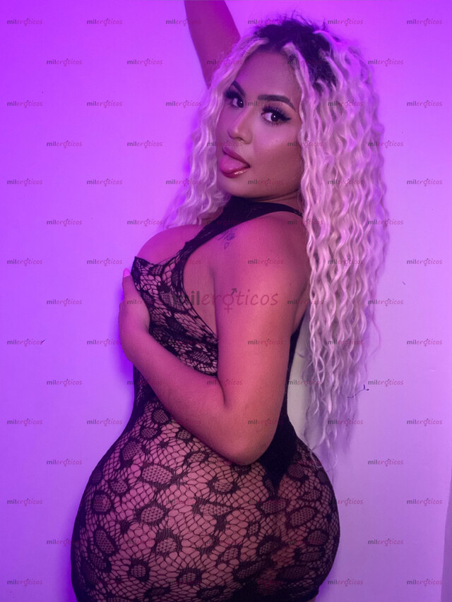 FOTOS DE ESPECTACULAR TRANS ACTIVA Y FEMENINA AMBOS ROLES, DE VISITA CON LUGAR