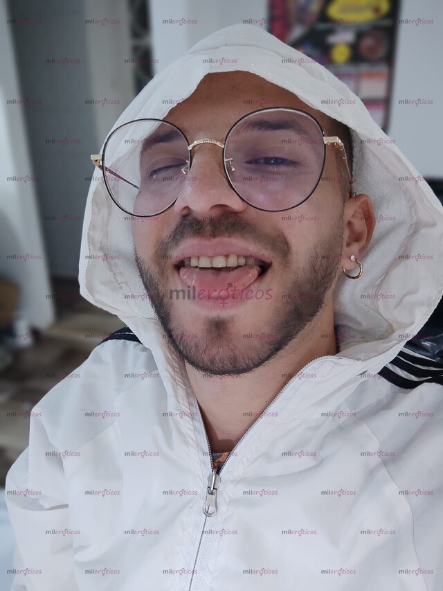 FOTOS DE CHICO COMPLACIENTE DOTADO DISPONIBILIDAD 24 7