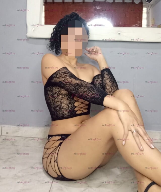 FOTOS DE VEN Y DISFRUTA DE HERMOSA MORENITA HECHA A TU MEDIDA Y COMPLACIENTE