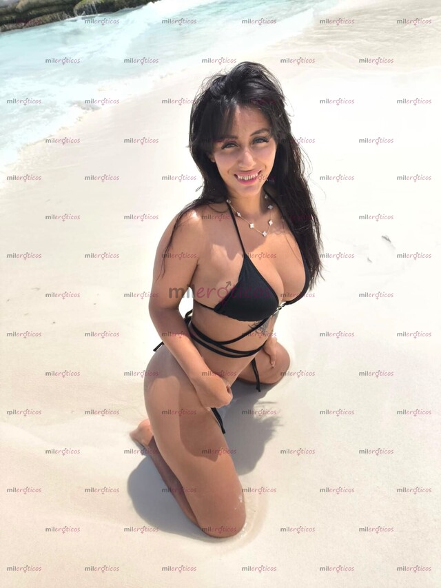 FOTOS DE JOVEN CHICUELA BUSTONA CON CURVAS 100% NATURALES