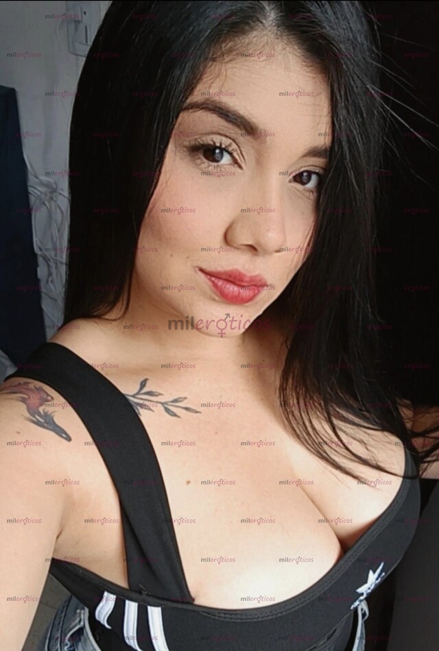 FOTOS DE LINDA Y EXTROVERTIDA SAMMY DISPUESTA A COMPLACERTE ESCRIBEME PARA PASARLA RICO