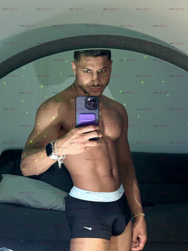 FOTOS DE COLOMBIANO XL CACHONDO DISPUESTO A COMPLACERTE