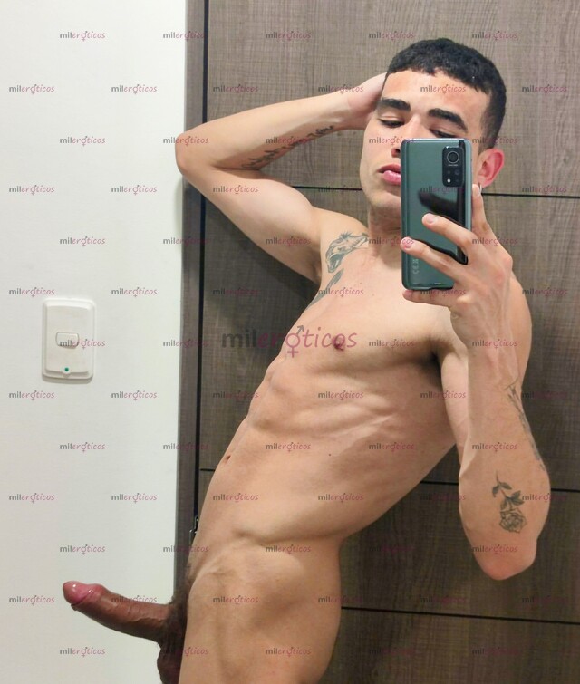 FOTOS DE ACTIVO 100% VERGA GRUESA Y DURA COMO UN PALO