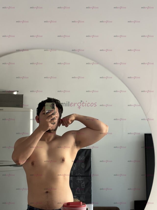 FOTOS DE JOVEN ACT 18 CM GRUESO DISPONIBLE EN CENTRO CDMX