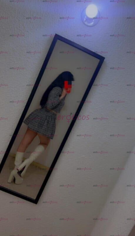 FOTOS DE LINDA MUÑECA !!! COGELONA CON GANAS DE UN PITO ..