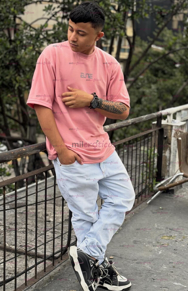 FOTOS DE HOMBRE VARONIL RECIÉN LLEGADO A TU CIUDAD CON SITIO