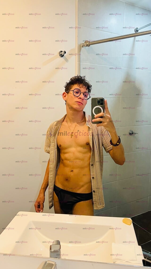 FOTOS DE FLACO VERGON Y GRUESA MASAJISTA DE ANO Y CUERPO