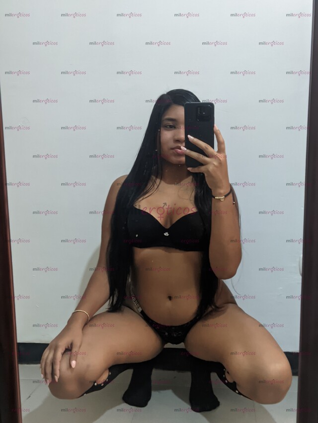 FOTOS DE SUPERPROMO 7 MIL CON PERRITA MUY CALIENTE CON CUQUITA DELICIOSA QUE QUIERE VERGA