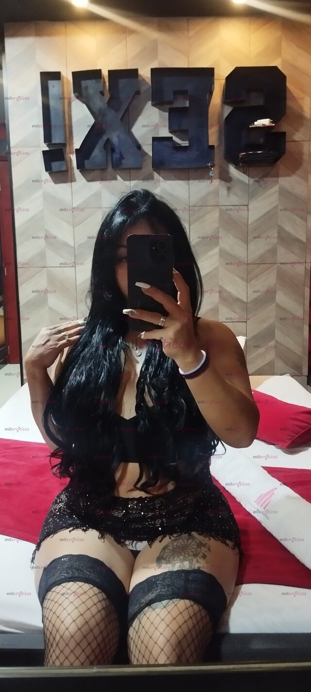 FOTOS DE TRIGUEÑITA ARDIENTE CON EXCELENTE TRATO Y CURVAS DE INFARTO PAPI