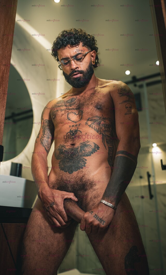 FOTOS DE DISPONIBLE MACHO DOMINANTE VERGON, CON GANAS DE PARTIR CULO ;) FULL ARRECHO.