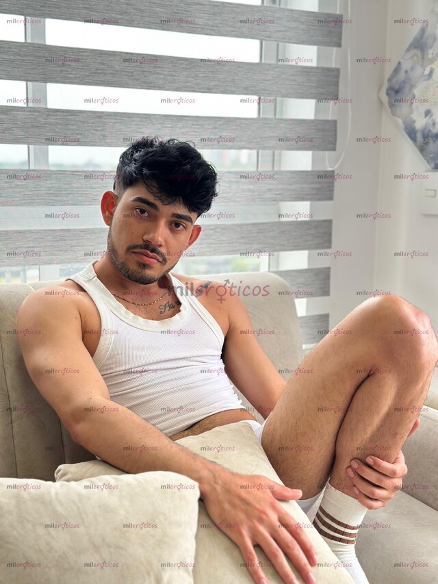 FOTOS DE LATINO VERGON VERSÁTIL DISPONIBLE EN LAURELES