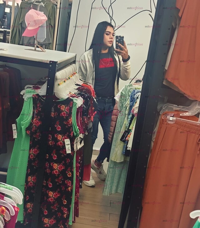 FOTOS DE CHICA TRANS FEMENINA ESCORT INICIANDO EN ESTO