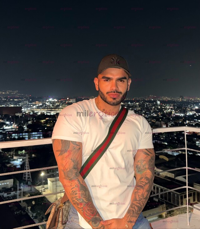 FOTOS DE MACHO TATUADO VERGON Y CULON NUEVO XL TENGO 3RO PARA TRIO.