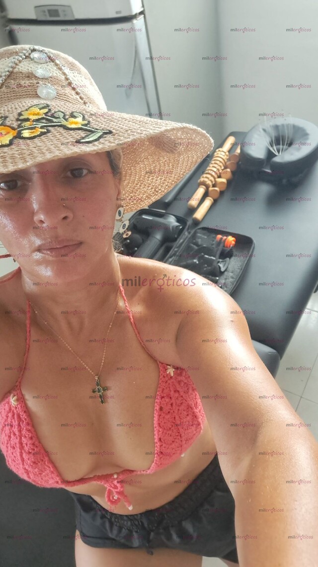 FOTOS DE ANDREA TERAPEUTA PARA REVITALIZAR LA ENERGÍA SEXUAL