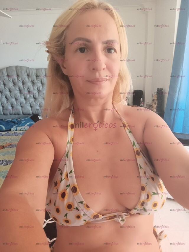 FOTOS DE ANDREA TERAPEUTA PARA REVITALIZAR LA ENERGÍA SEXUAL