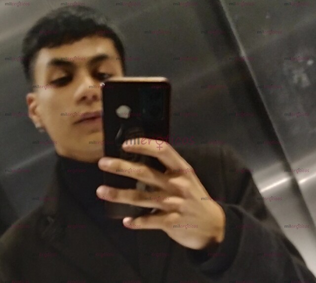 FOTOS DE HOLA MI AMOR, SI QUIERES A UN JOVEN PARA COGER DURO, ESE SOY YO.