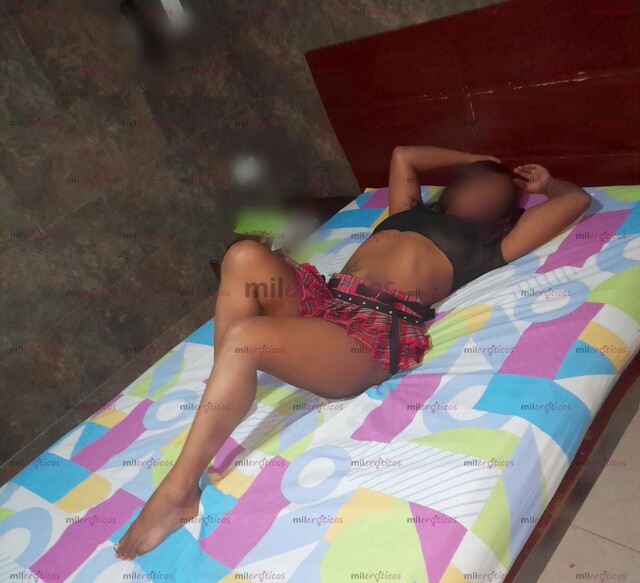 FOTOS DE POR PRIMERA VEZ EN TU CIUDAD MORENA LINDA DELEITATE