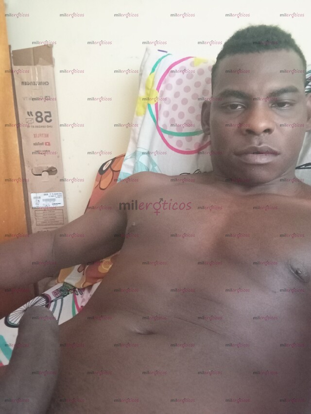 FOTOS DE SOY JUNIOR SOY UN MORENO CON GANAS DE MUCHA BAJINA