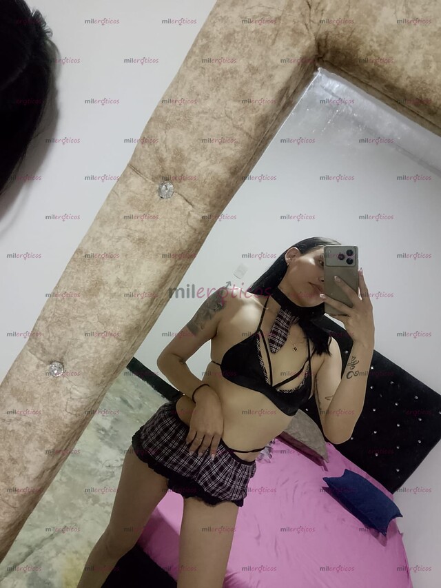 FOTOS DE SARAH LINDA FLACA SUPER PARCHADA MUY CALIENTE DISPONIBLE