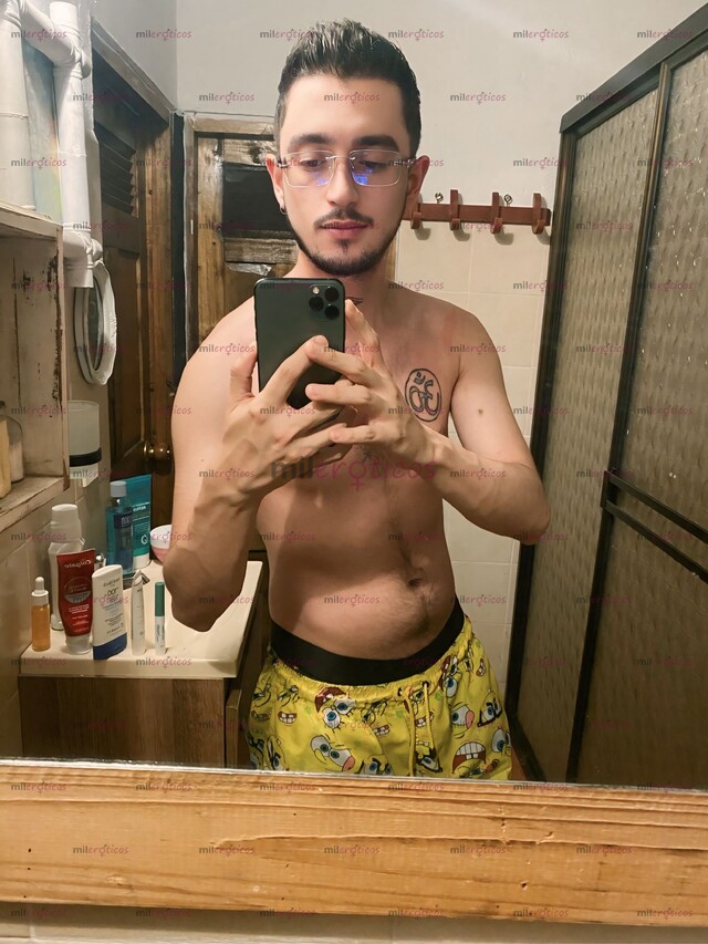 FOTOS DE JOVEN , VERGON, MACHO Y FULL DISCRETO, ATENCION VIP