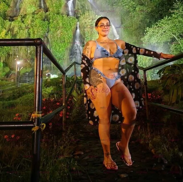 FOTOS DE SEXY CHICA, BIENVENIDOS A MI PERFIL VEN A DISFRUTARME..