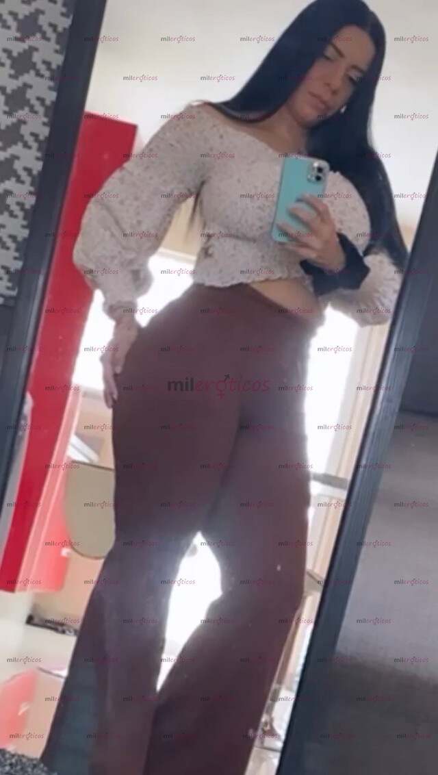FOTOS DE SOY LA RICA SELENA SABROSA Y SÚPER SENSUAL SEXY Y DEVORADORA EN LA CAMA