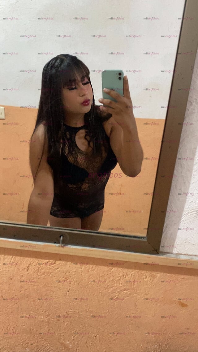 FOTOS DE MUY PUTA Y SUPER ENTREGADA APASIONADA , COJEME SUPER DELI Y DURO