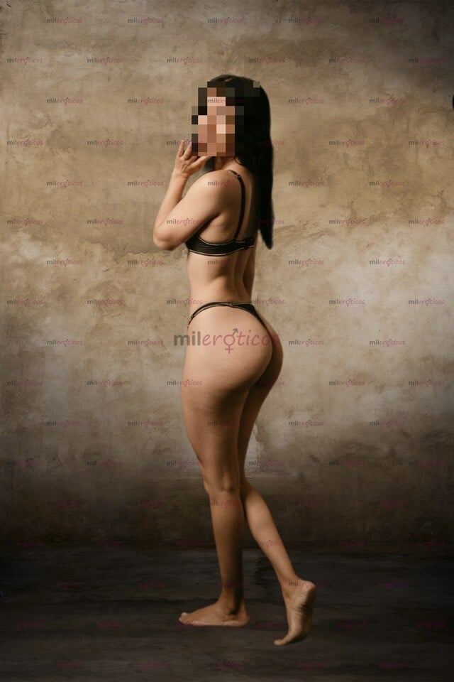 FOTOS DE SOY UNA CHICA JOVEN &DELGADA, ME EXCITA COMPLACERTE , HACERTE VENIR BIEN RICO