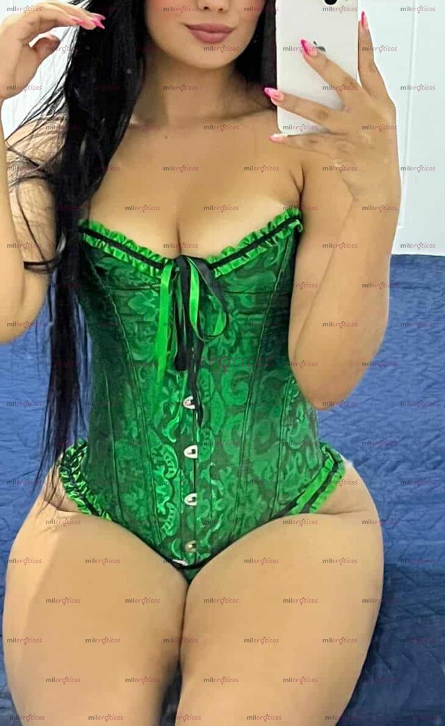 FOTOS DE SAMANTHA 19 AÑITOS MODELITO PAISA ,CABELLO NEGRO RIQUISIMA