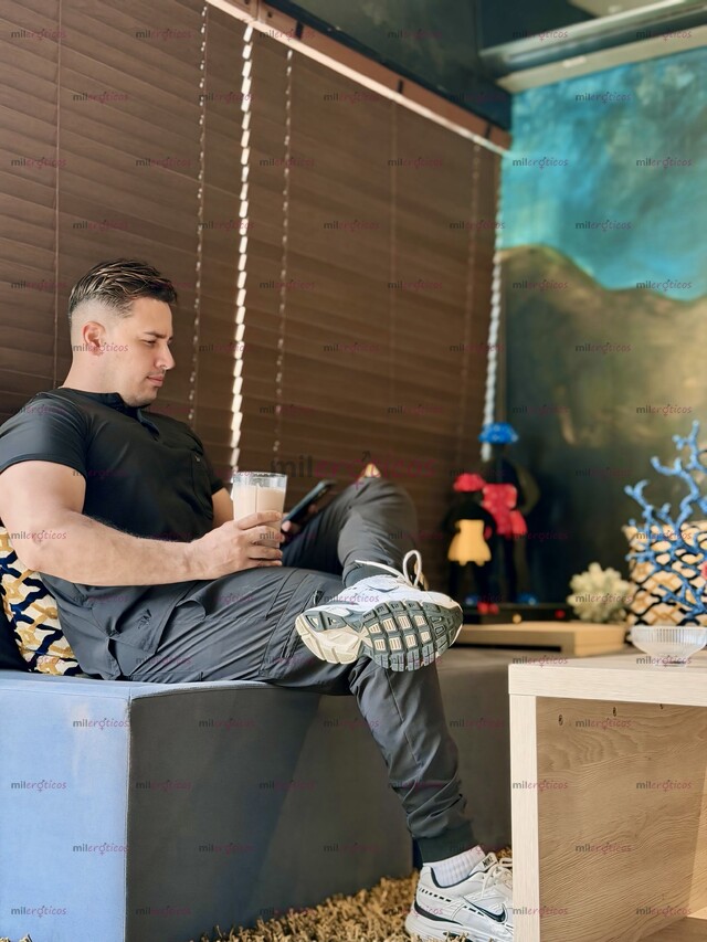 FOTOS DE TERAPEUTA PROFESIONAL CON ACTITUD & PRESENCIA 10 10