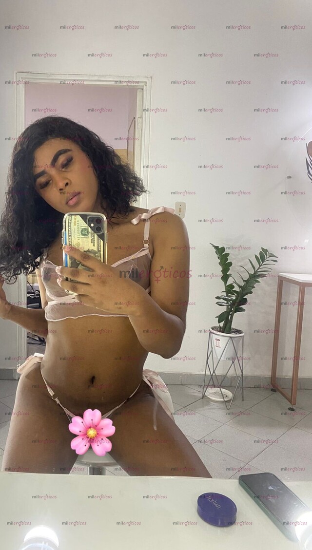 FOTOS DE MORENA ARDIENTE , DISPUESTA A COMPLACER TODOS TUS ÍNTIMOS DESEOS!!!