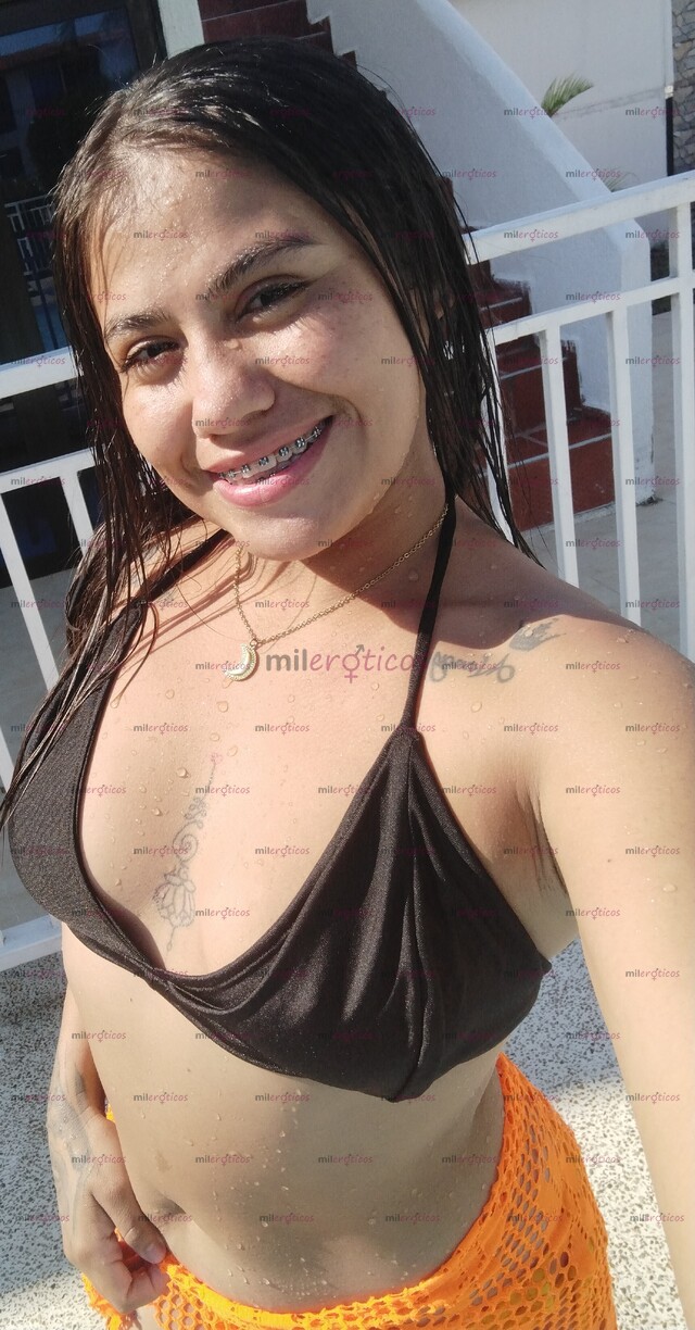 FOTOS DE JOVEN SEXI MORENA SENCILLA MUY COMPLACIENTE