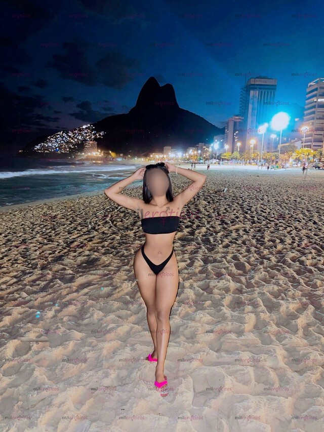 FOTOS DE KABILA PRECIOSA BRASILEÑA NUEVA EN EL AMBIENTE CON 18 AÑITOS